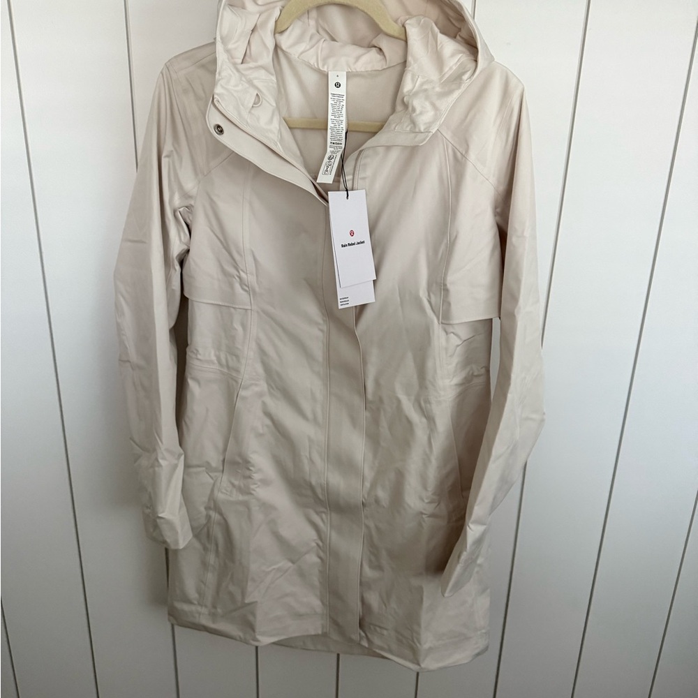 New Lululemon Rain Rebel Jacket Ivory Size 6 NWT - Picture 12 of 13